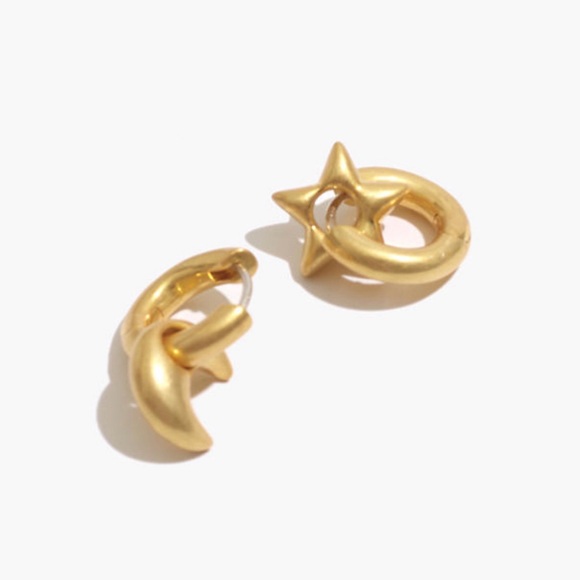 Madewell Jewelry - 🆕 Madewell Gold Tone Chunky ⭐️ Star and Moon Huggie Hoop Earrings NWT New!